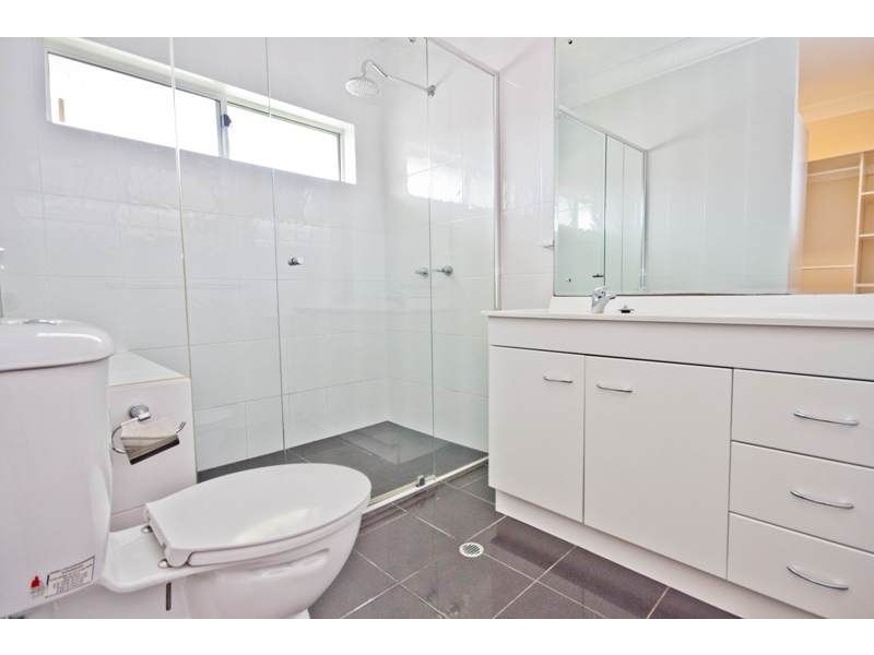 20 Stevens Street, Yeronga QLD 4104