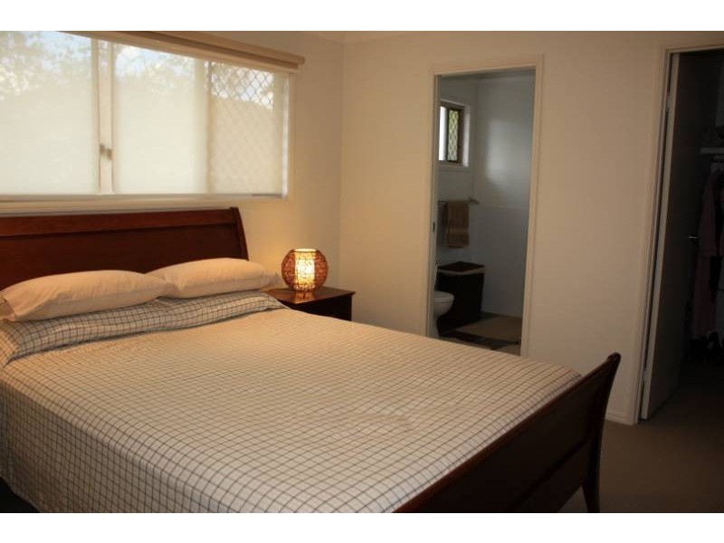 2/32 Wallace Street, Moorooka QLD 4105