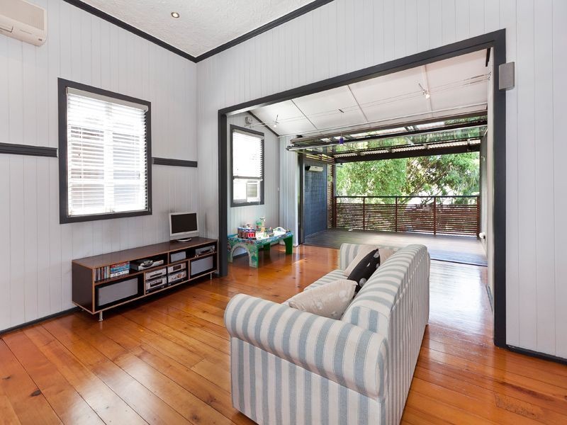 23 Portland Street, Annerley QLD 4103