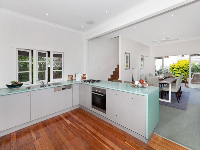 48 Oriel Road, Yeronga QLD 4104