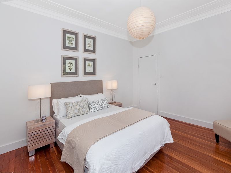 48 Oriel Road, Yeronga QLD 4104