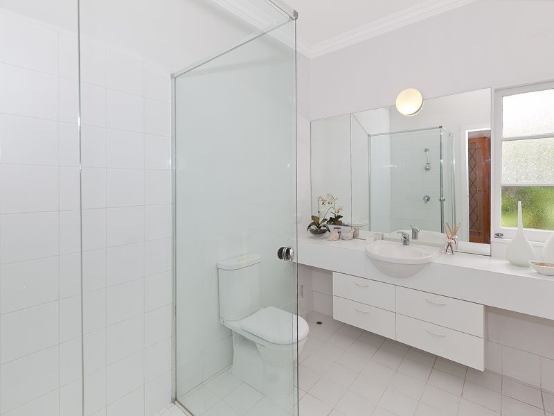 48 Oriel Road, Yeronga QLD 4104