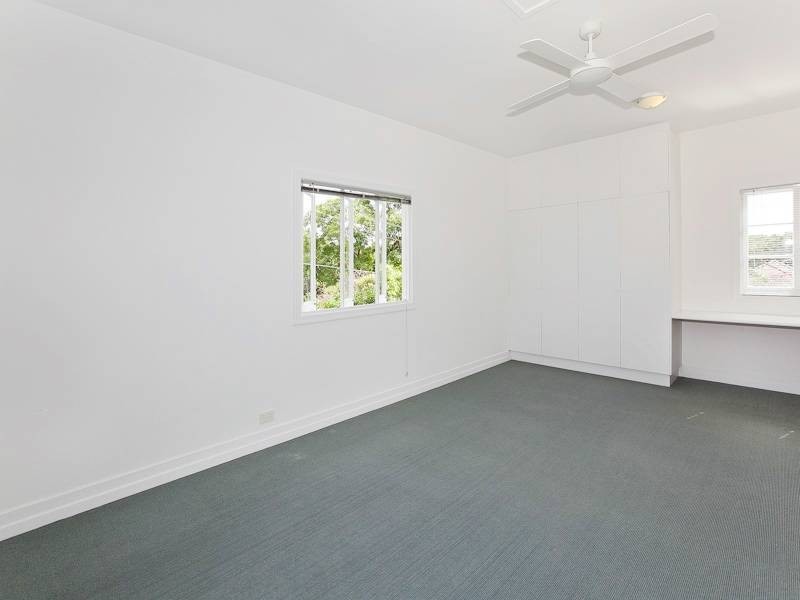 48 Oriel Road, Yeronga QLD 4104