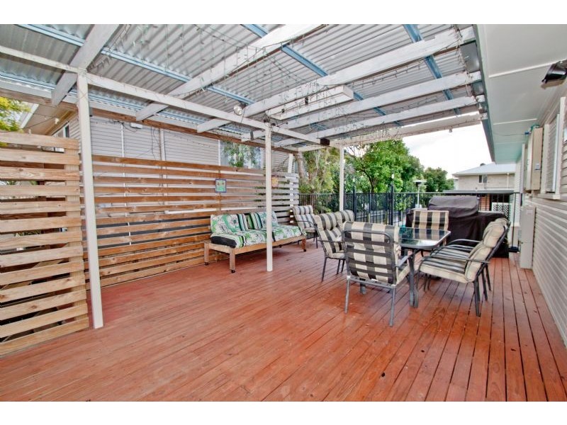 80 Hammersmith Street, Coopers Plains QLD 4108