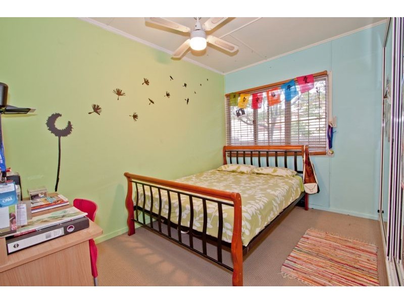 80 Hammersmith Street, Coopers Plains QLD 4108