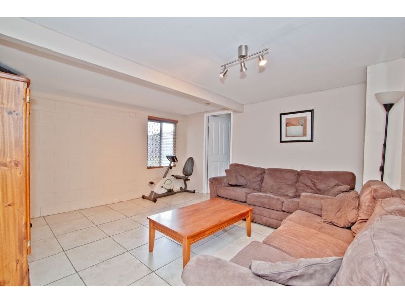 80 Hammersmith Street, Coopers Plains QLD 4108