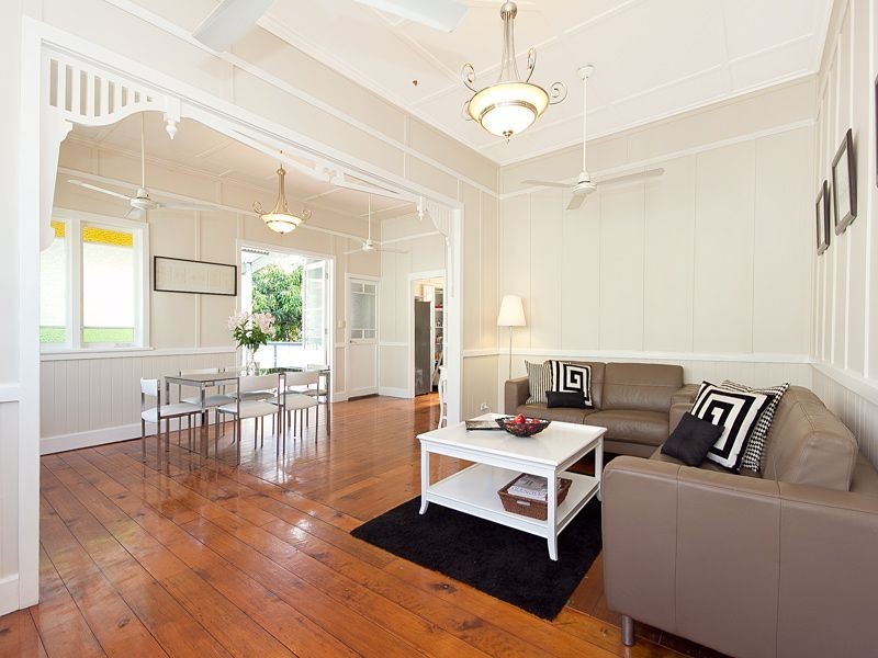 25 Laurier Street, Annerley QLD 4103