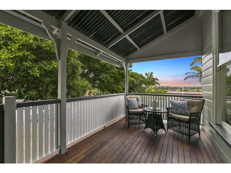 23 Waterton Street, Annerley QLD 4103