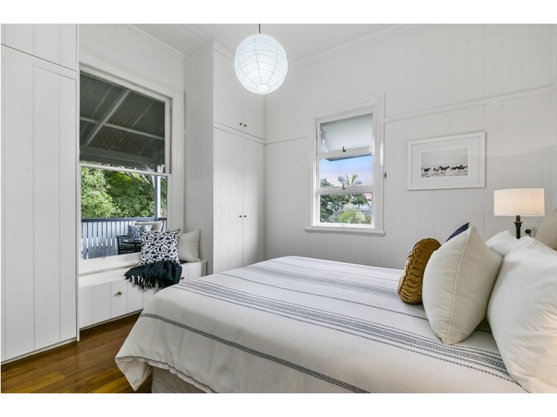 23 Waterton Street, Annerley QLD 4103