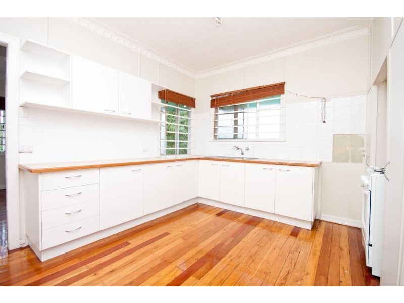 25 Bovelles Street, Camp Hill QLD 4152