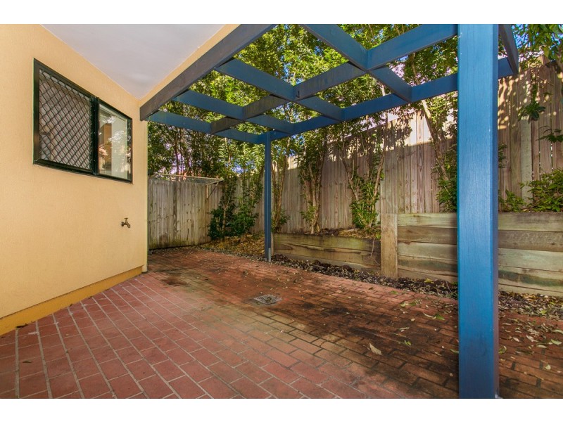 2/10 Lambton Street, Annerley QLD 4103