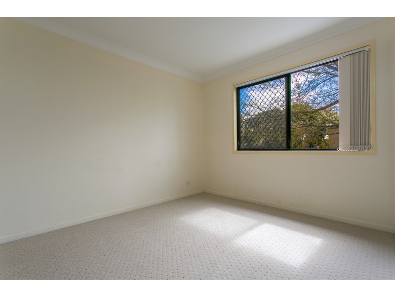2/10 Lambton Street, Annerley QLD 4103