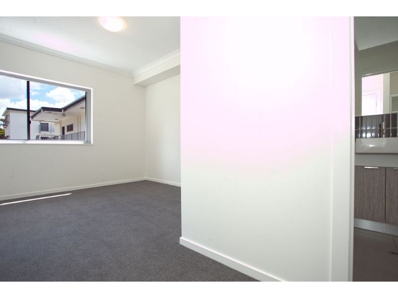 18/66 Waldheim Street, Annerley QLD 4103