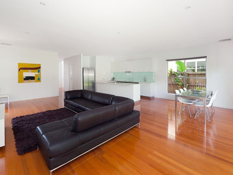 30 Orlando Road, Yeronga QLD 4104