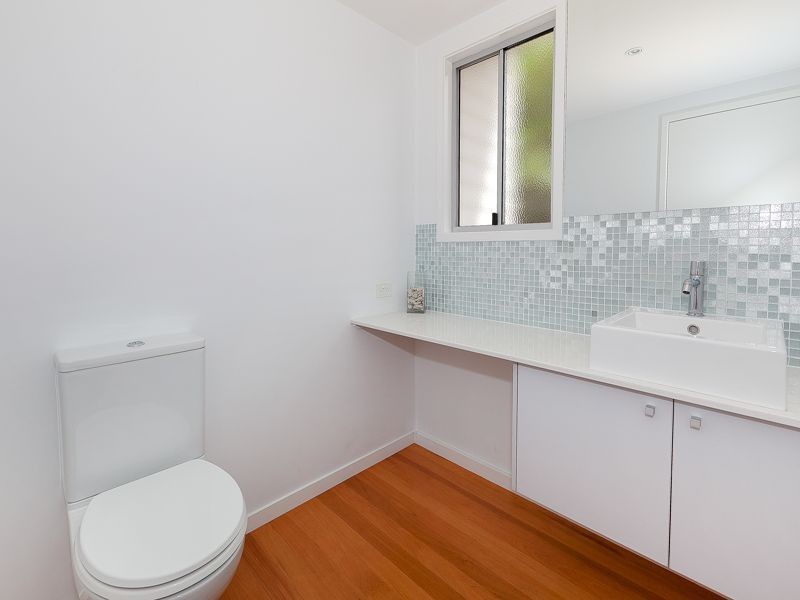 30 Orlando Road, Yeronga QLD 4104