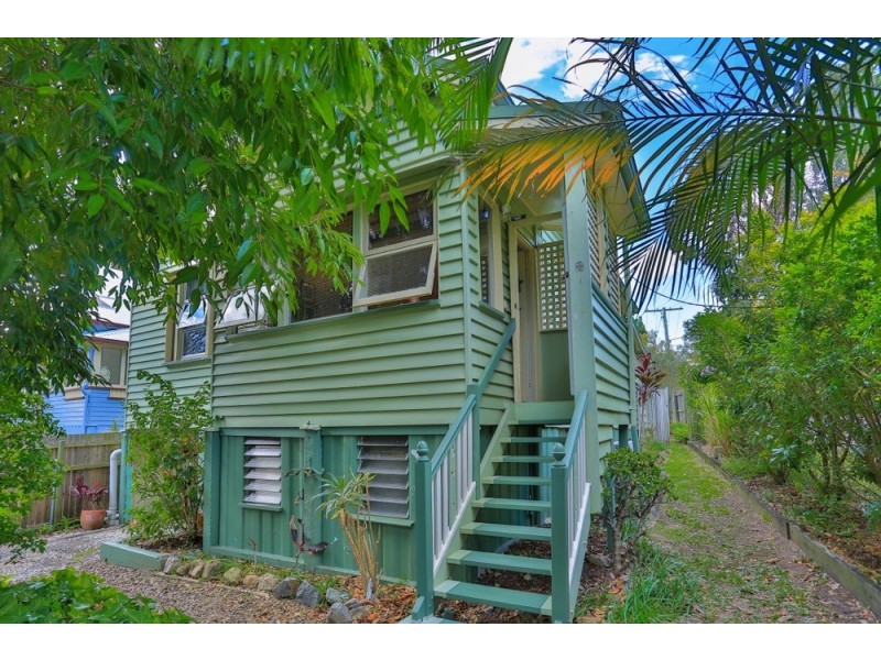 1 Cottenham Street, Fairfield QLD 4103