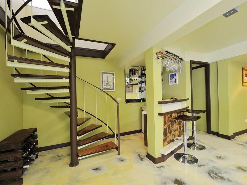 201 Beddoes Street, Holland Park QLD 4121