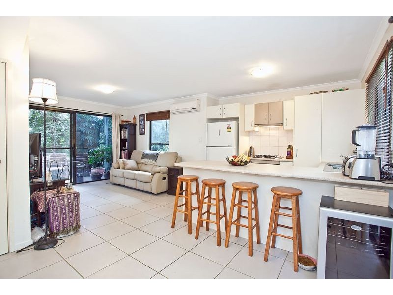 2/18 Amery Street, Moorooka QLD 4105