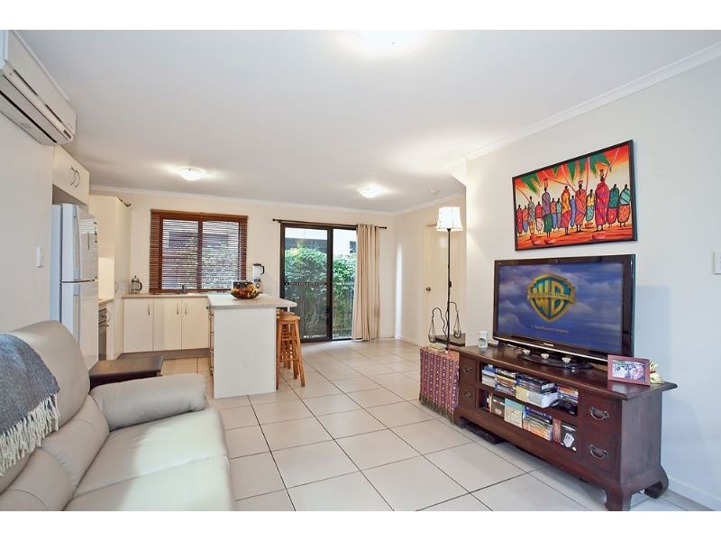 2/18 Amery Street, Moorooka QLD 4105