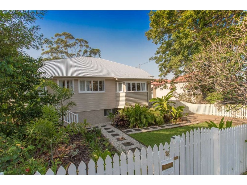 18 Collins Street, Annerley QLD 4103