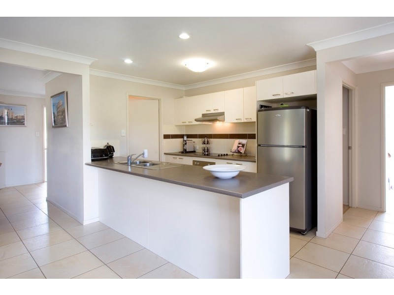 33 Benton Street, Acacia Ridge QLD 4110