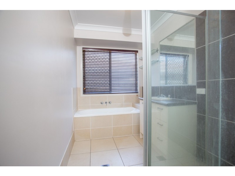 33 Benton Street, Acacia Ridge QLD 4110