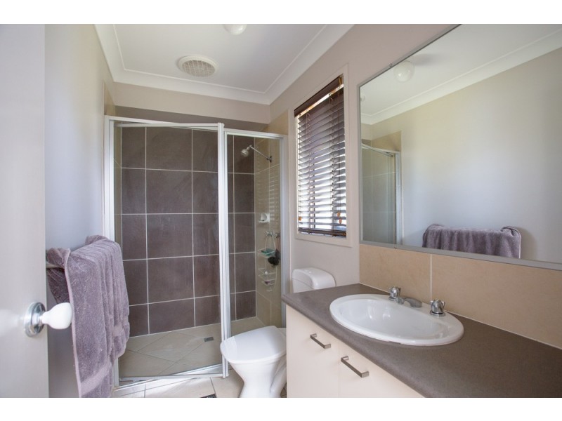 33 Benton Street, Acacia Ridge QLD 4110