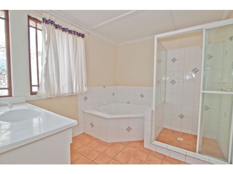 1/15 Ovendean Street, Yeronga QLD 4104