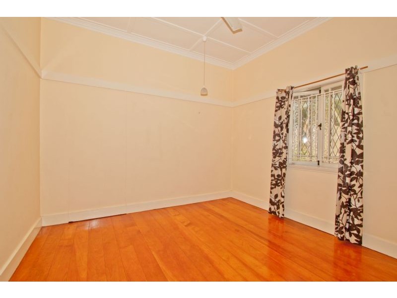 1/15 Ovendean Street, Yeronga QLD 4104