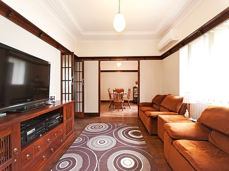 37 Aubigny Street, Annerley QLD 4103