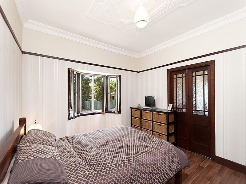 37 Aubigny Street, Annerley QLD 4103