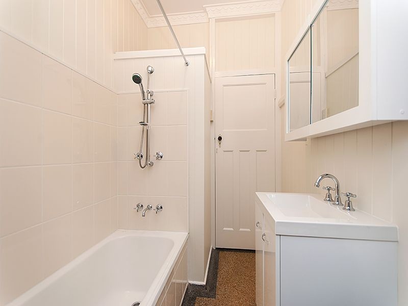 37 Aubigny Street, Annerley QLD 4103