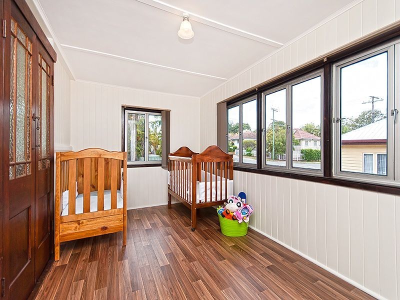 37 Aubigny Street, Annerley QLD 4103