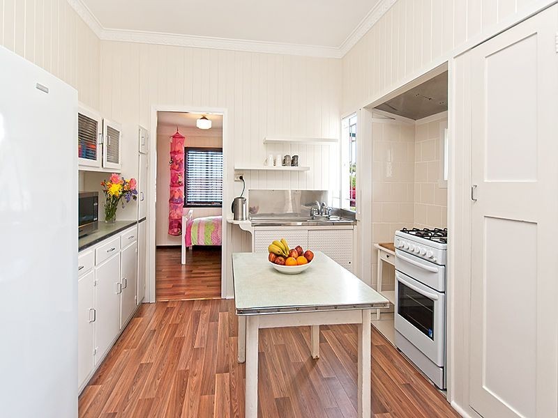 37 Aubigny Street, Annerley QLD 4103