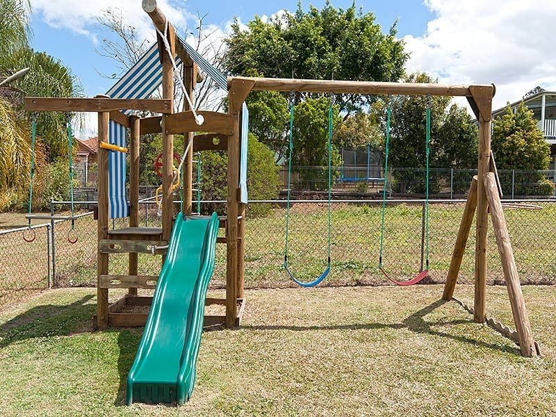 37 Aubigny Street, Annerley QLD 4103