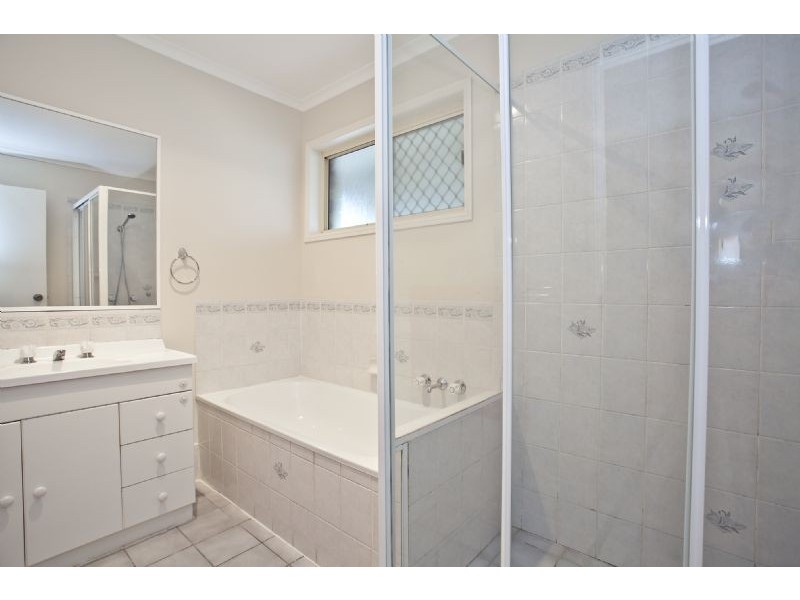 26 Carlton Close, Bethania QLD 4205