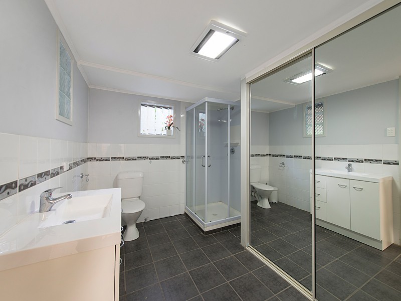 5 Shaftesbury Street, Tarragindi QLD 4121