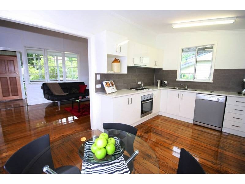 59 Turner Avenue, Fairfield QLD 4103