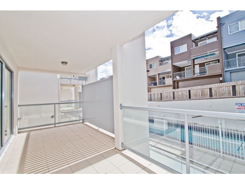 32/108 Nicholson Street, Greenslopes QLD 4120