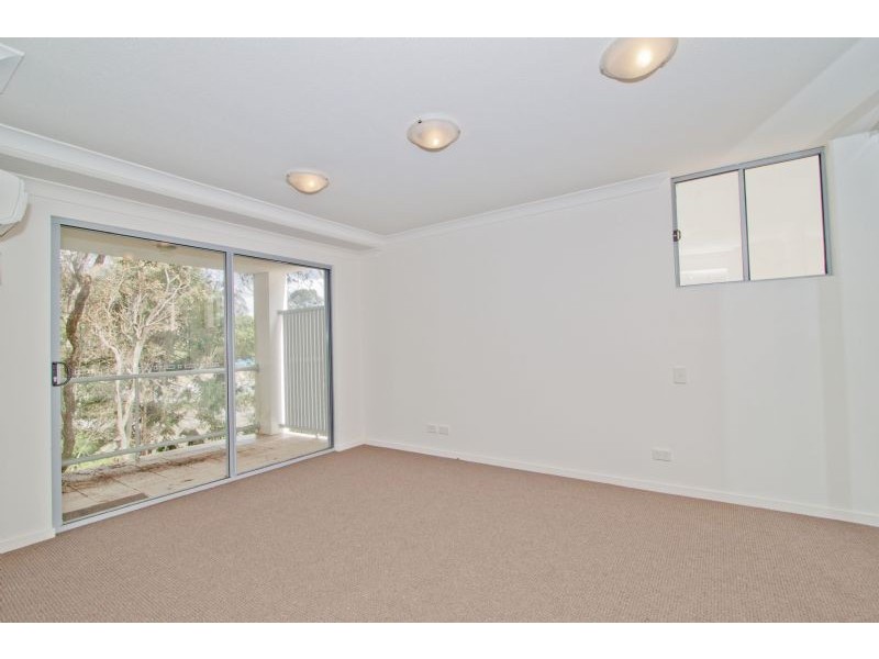 32/108 Nicholson Street, Greenslopes QLD 4120