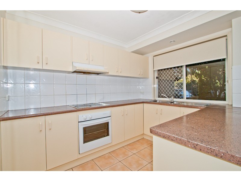 2/121 Chaucer Street, Moorooka QLD 4105