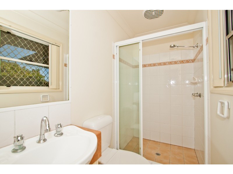 2/121 Chaucer Street, Moorooka QLD 4105