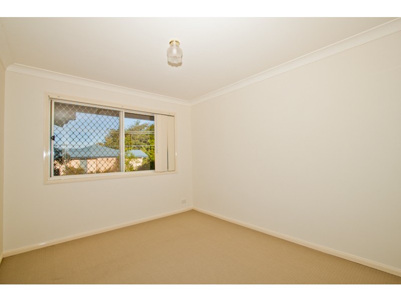 2/121 Chaucer Street, Moorooka QLD 4105