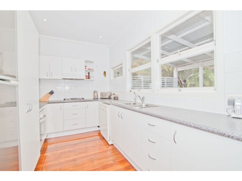 19 Ferndale Street, Annerley QLD 4103
