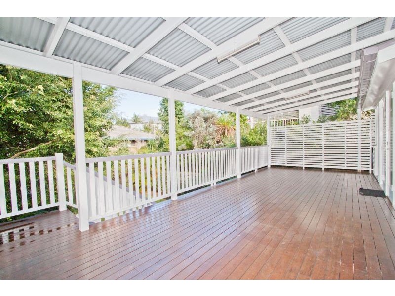 19 Ferndale Street, Annerley QLD 4103