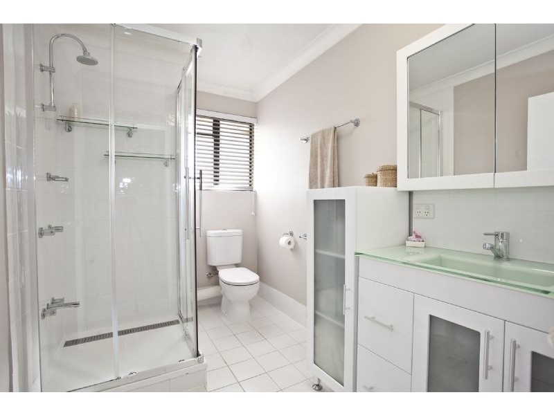 4/10 Hyde Road, Yeronga QLD 4104