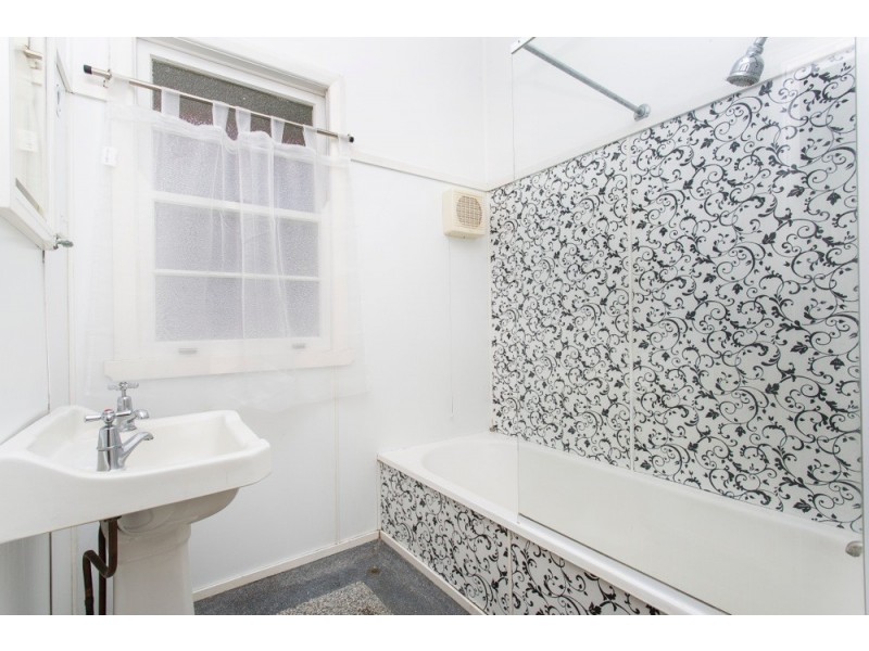 14 Thornycroft Street, Tarragindi QLD 4121