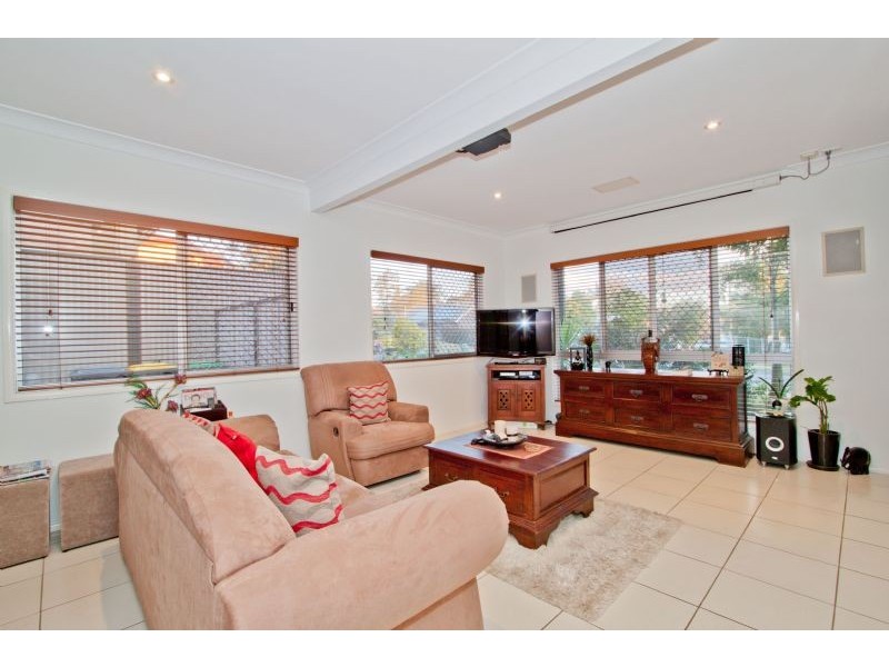 12 Callitris Street, Acacia Ridge QLD 4110