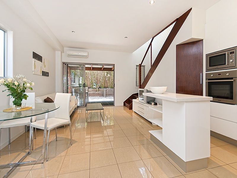 4 Amery Street, Moorooka QLD 4105