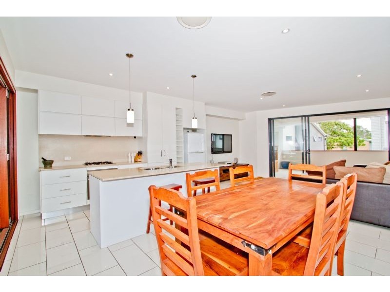 24 Querrin Street, Yeronga QLD 4104